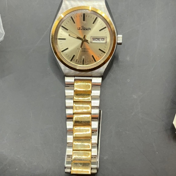 Vintage Le Jour 17 Jewels Self Winding Two Tone Mens Watch - Picture 2 of 4